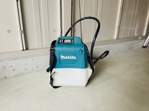 マキタ18V充電式噴霧器