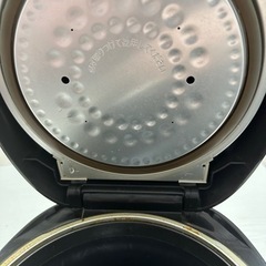 炊飯器 の画像