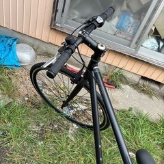 自転車 クロスバイクの画像