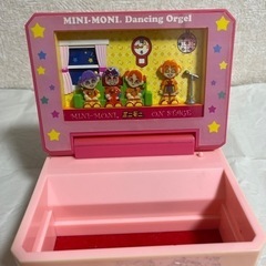 オルゴール付き小物入れの画像