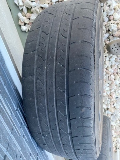 車のパーツ タイヤ、ホイール