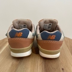 ニューバランス　スニーカー　の画像