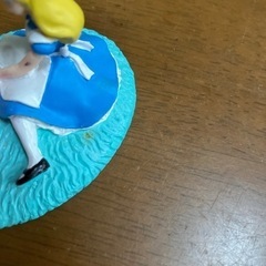 アリスの置き物の画像