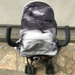 ベビーカー　アップリカスティックの画像