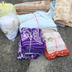 全て無料！毛布、布団色々多数あり。