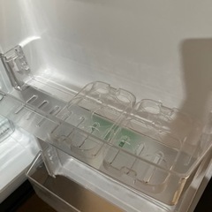 K2404-111 Hisense ノンフロン冷凍冷蔵庫 HR-G1501 154L 2020年製 動作確認済 キズ、汚れあり