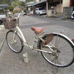電動アシスト自転車　２６インチ　バッテリー２個　鍵３個　充電器付き商談中
