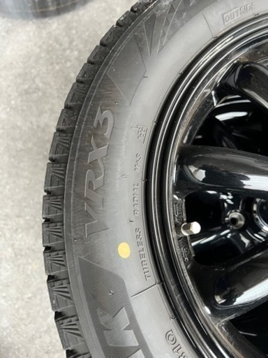 車のパーツ タイヤ、ホイール
