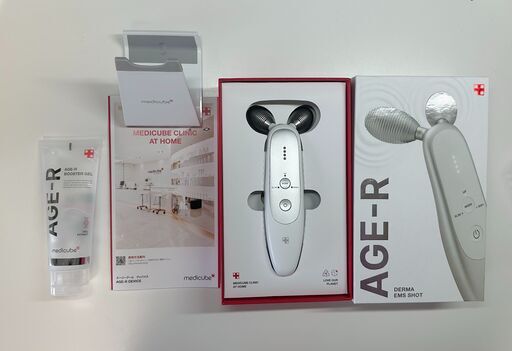 メディキューブ　AGE-R ダーマEMS ショット　スタンド、ジェル付き
