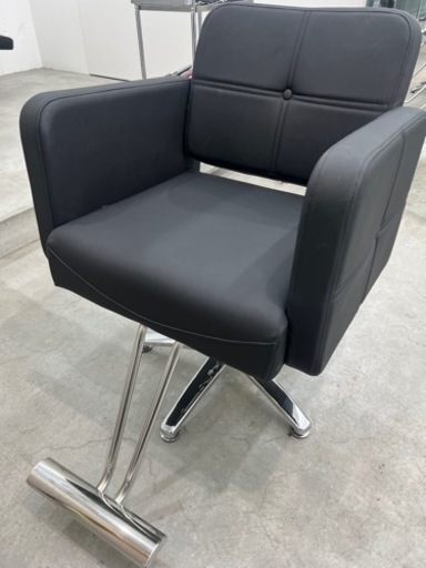 美容室　セットイス スタイリングチェアー イス 2台