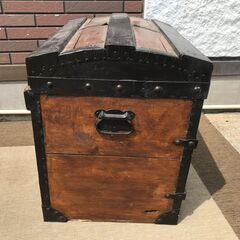 JME059)★お値下げ★ヴィンテージ 宝箱 ヨーロッパ輸入品 幅：約60cm 高さ：約55,5cm 奥行：約43,5cm 中古品【取りに来られる方限定】の画像