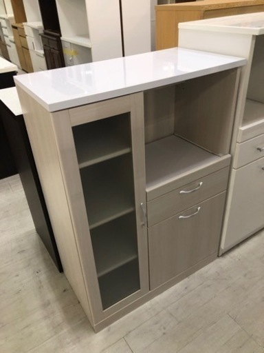 取りに来れる方限定！１枚扉のレンジ台です！