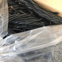 【中古品】ツインクルライト 176球 ミニコントローラー付き ミックスカラー 防雨タイプ イルミネーション 屋外用  照明 生活雑貨 家電の画像