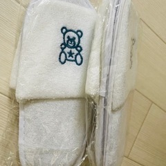 新品未使用】使い捨てスリッパ　子供用　2足セット　ホテルアメニティ　防災用の画像