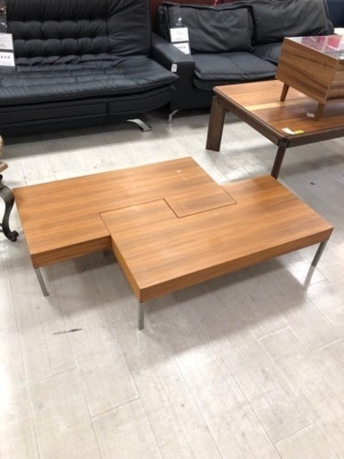 取りに来れる方限定！ＡＣＴＵＳ(アクタス)のローテーブルです！