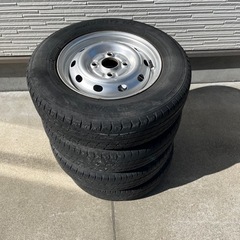 お取引頂きました　車のパーツ タイヤ、ホイールセットの画像