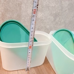 値下げ！　【新品未使用】タッパーウェアまとめ売り楕円7つと四角1つの画像
