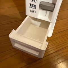 【決まりました】米びつ　5キロ　ホワイトの画像