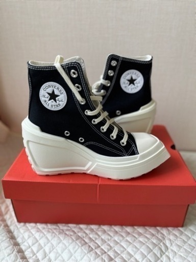 日本未入荷　コンバース　converse 24㎝