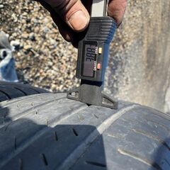 夏タイヤ　225/60R18　管理番号96の画像