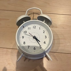 【決まりました】ニトリ　置き時計