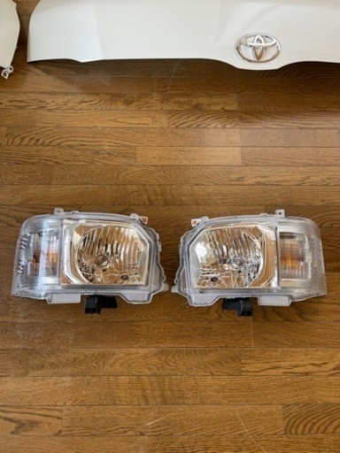 決まりました✨ハイエースワイドGL新車　取り外しパーツ