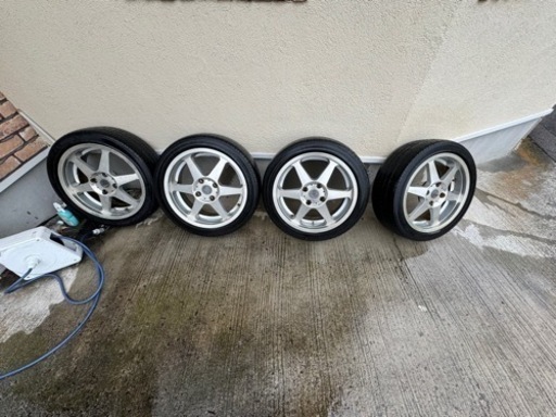 アルミホイール　17インチ　4穴114.3