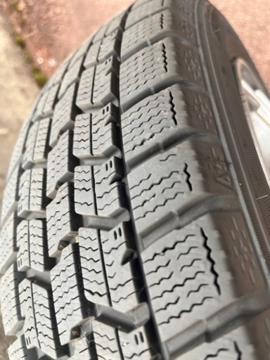 車のパーツ タイヤ、ホイール