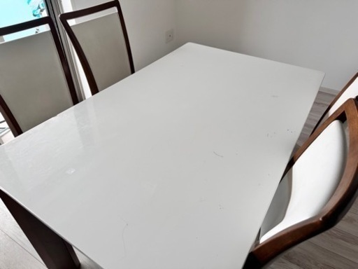 【取引中】ダイニングテーブル