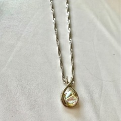 [値下げしました]ネックレス２種とアンクレットの画像