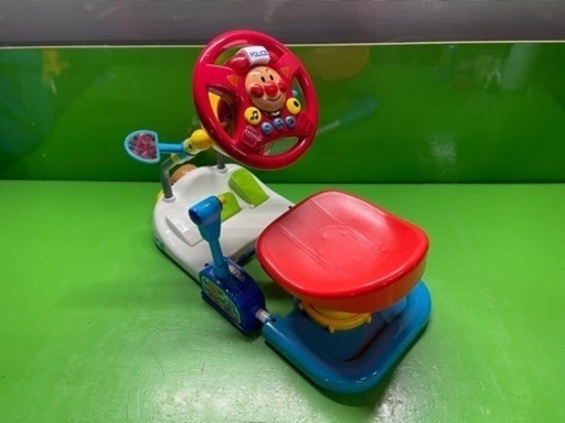 アンパンマン　キッズドライバー　遊具　オモチャ
