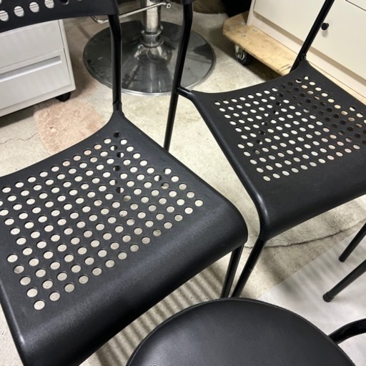 　IKEA ADDEチェア/ニトリ　スツール　黒　家具 椅子 チェア