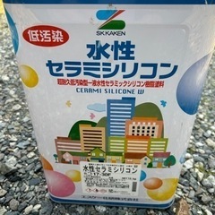 モルタル壁用上塗り塗料！茶色