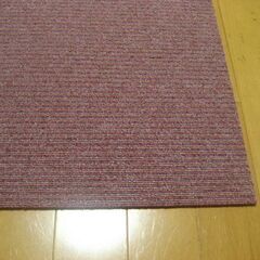日本製タイルカーペット厚み6.5㎜・1枚２１０円・在庫６００枚（１４４６）未使用品の画像