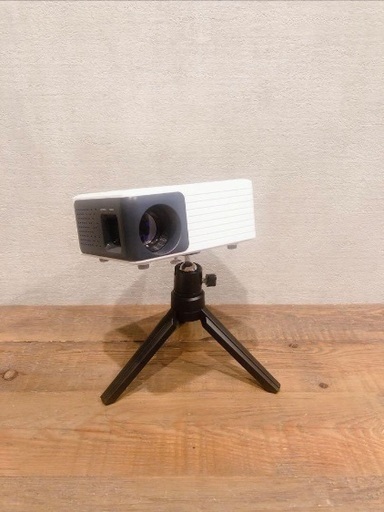 プロジェクター
