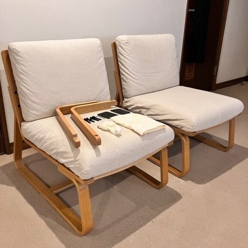 【2脚】無印良品 ソファ MUJI リビングでもダイニングでもつかえるソファチェア(中古) 【受渡日4/13(土)他】［アーム2本・ジョイントパーツ有］