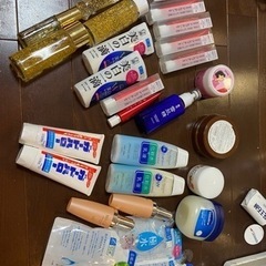 化粧水　など