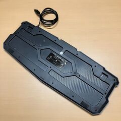 ３色LEDバックライト・ゲーミングキーボード（クラックデザイン）の画像