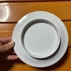 無料！お皿大量にあり
ます！の画像