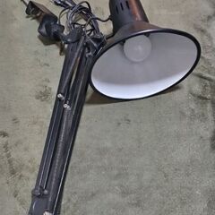 電気スタンドの画像