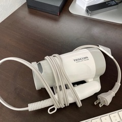 ヘアドライヤーの画像