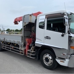 UDトラックスの画像