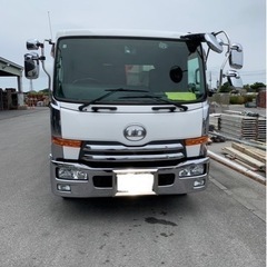 UDトラックス
