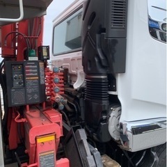 UDトラックスの画像