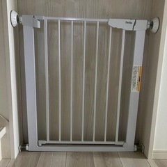 ベビーゲート(68-75cm)高さ76cm　