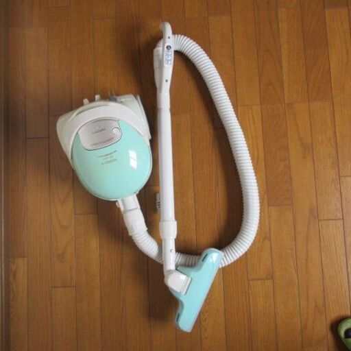 掃除機：日立 CV-H520