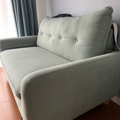 ※取引相手決まりました！　無料に変更します！　明日4/7の午前に取引希望！　ソファーの画像