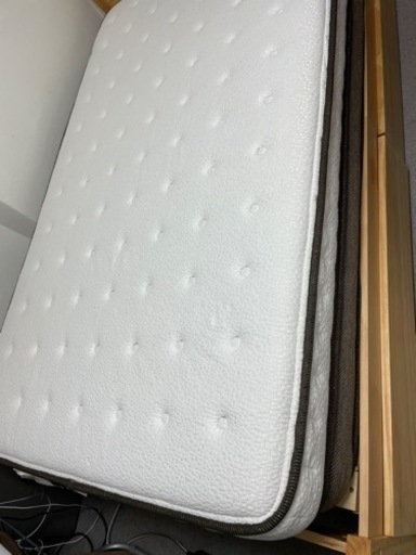 【値下】ニトリ　家具ベッド　セミダブル　マットレス2枚付き