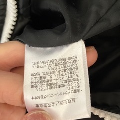 【ほぼ新品】黒色綿ジャケットの画像