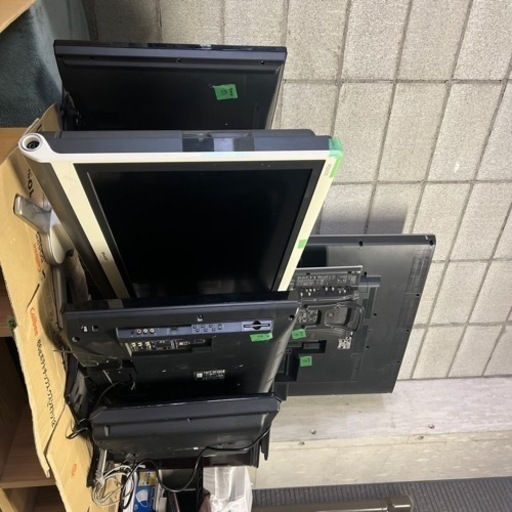 液晶テレビ